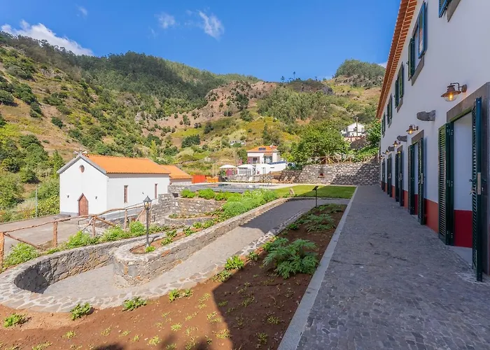 Solar Dos Reis By An Island