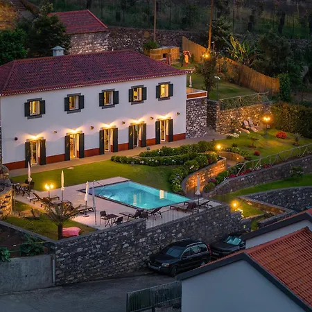 Δωμάτια σε οικογενειακή κατοικία Solar Dos Reis By An Island