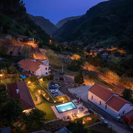 Solar Dos Reis By An Island Δωμάτια σε οικογενειακή κατοικία Ribeira Brava