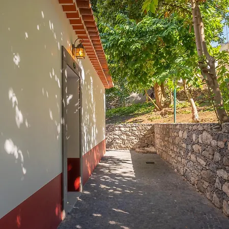 Δωμάτια σε οικογενειακή κατοικία Solar Dos Reis By An Island *