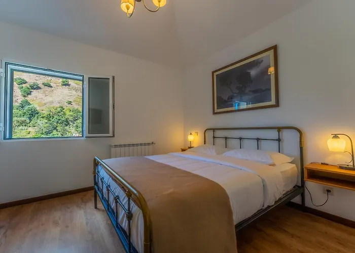 Solar Dos Reis By An Island Privatunterkunft Ribeira Brava